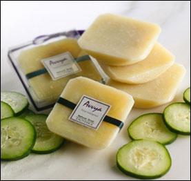 Creamy Cucumber Soap with Grapeseed Oil